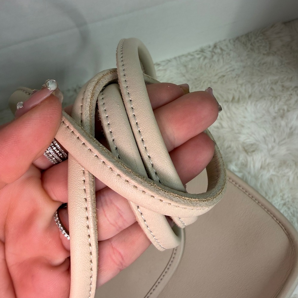 Authentic Vintage Coach Lindsay 9163 Bone USA Glove Tanned Leather Crossbody - Picture 12 of 16